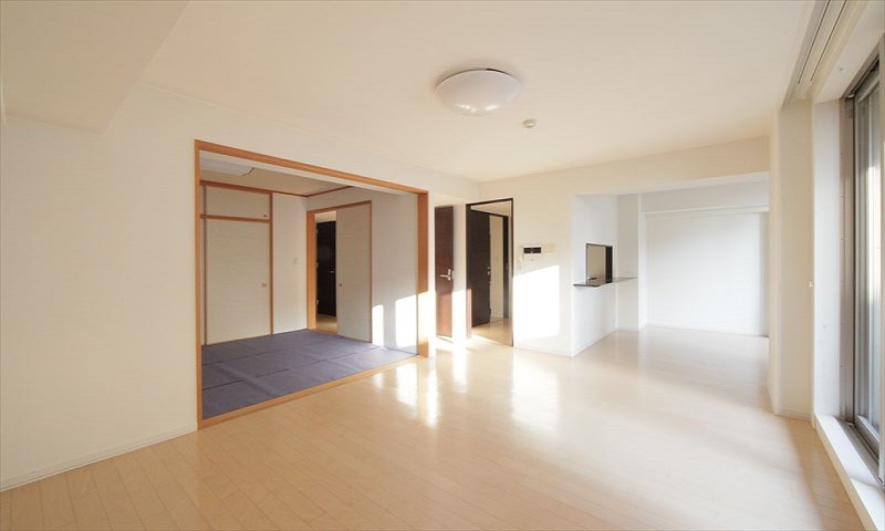 居室・リビング　LD18.5帖　洋室7帖　洋室5.1帖　和室6帖