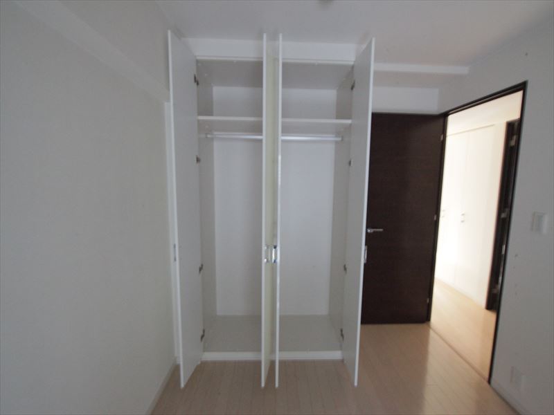 収納　クローゼット