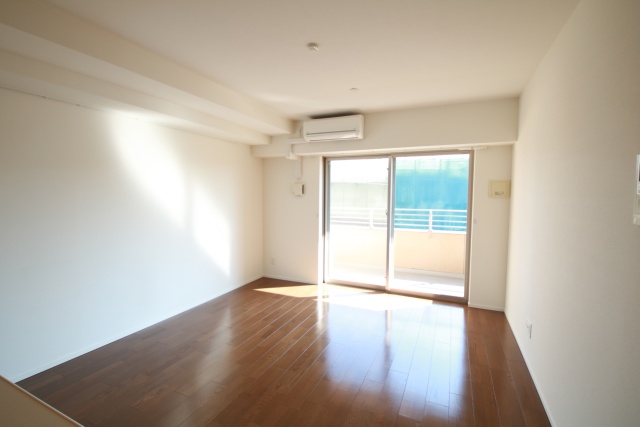 居室・リビング　別室の参考写真です。※現況優先