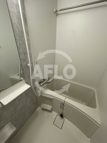 バス・シャワールーム　セレニテ難波グランデノール　風呂