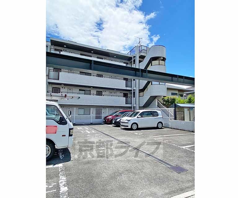 駐車場　駐車場です