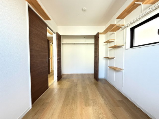 収納　クローゼット