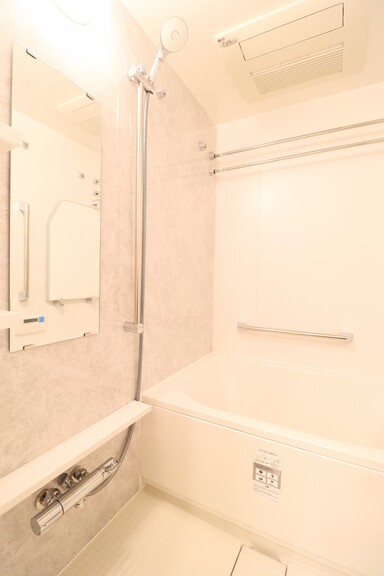 バス・シャワールーム　風呂