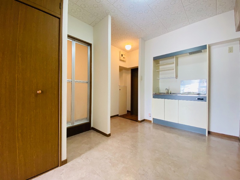 居室・リビング　別号室