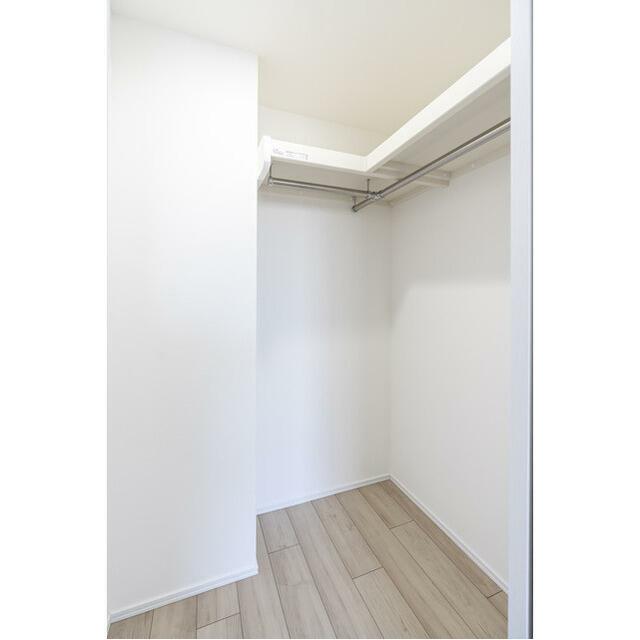 収納　ウォークインクローゼット