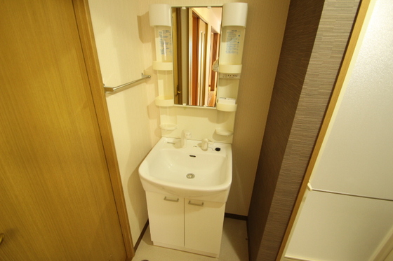 洗面設備　※別部屋の写真です