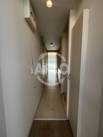 玄関　リブリ・メゾン・ド・ユアーズ　玄関