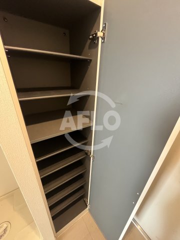 収納　リブリ・メゾン・ド・ユアーズ　シューズボックス