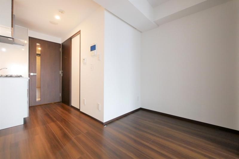 居室・リビング　☆明るい洋室☆