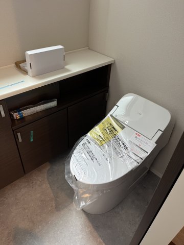 トイレ　メゾネットタイプで生活空間を分けられます♪