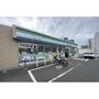コンビニ　ファミリーマート二十人町店（コンビニ）まで112m