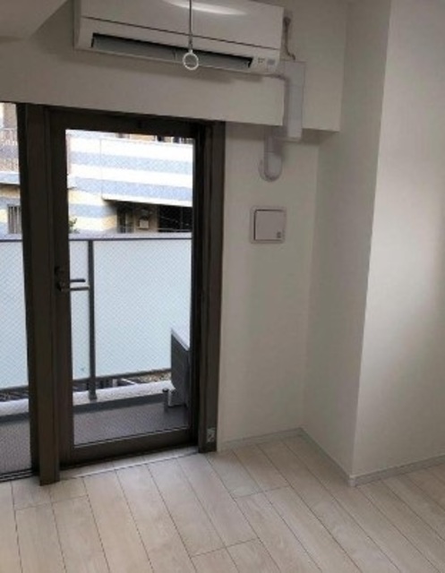 バルコニー　バルコニーあります