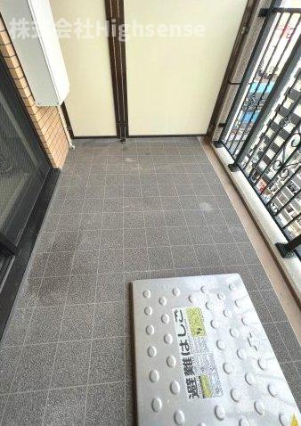 バルコニー　バルコニーがあります