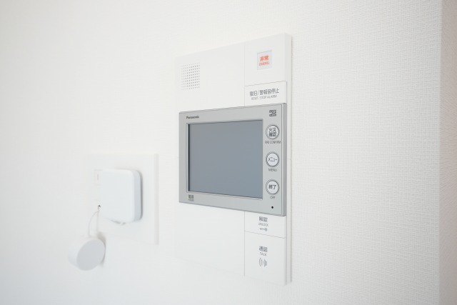 セキュリティ　モニター付きインターホンです