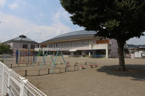 幼稚園・保育園　足利市山川保育所（幼稚園・保育園）まで1049m