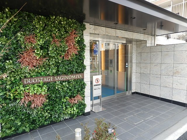 エントランス　建物の内部です