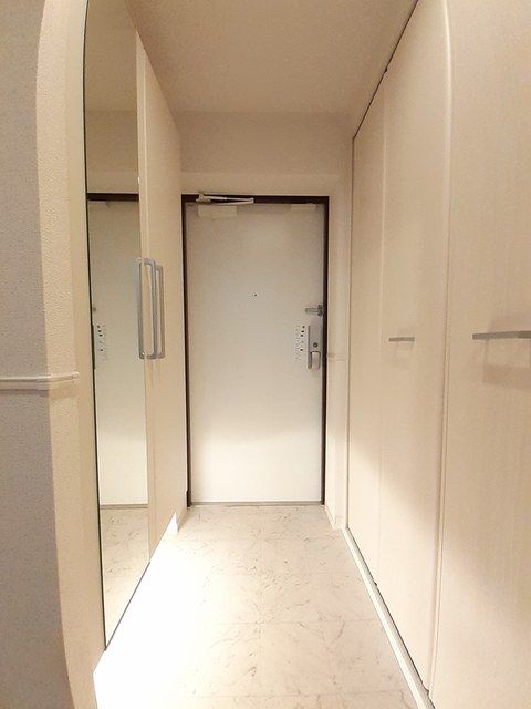 玄関　☆広々とした玄関☆