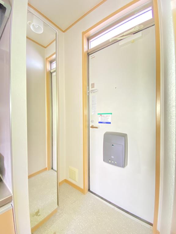 玄関　◆こちらの物件のお問合わせは、蕪木不動産へお問合せ下さい◆