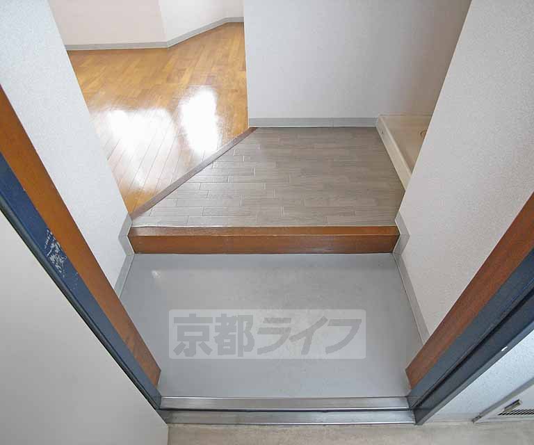 玄関　玄関です。