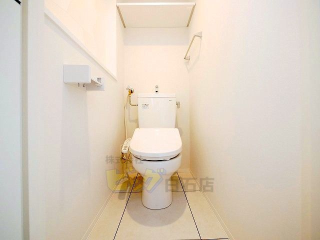 トイレ　ウォシュレット付きのトイレです♪