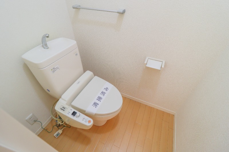 トイレ　図面と現状に相違がある場合には現状を優先