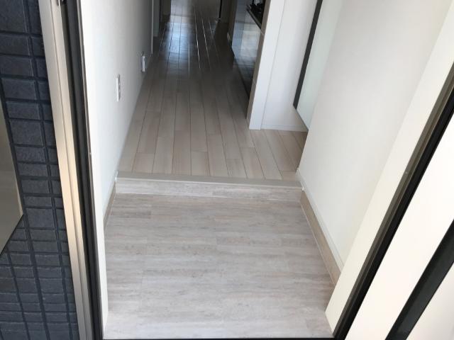 玄関　玄関