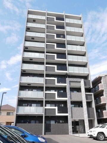 建物外観　最寄り駅徒歩9分圏内の人気デザイナーズマンション
