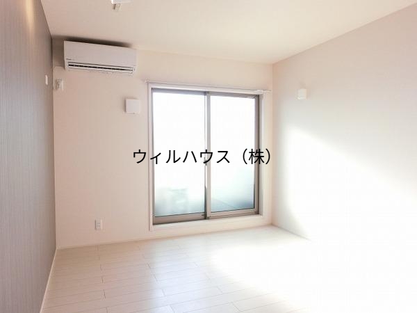 その他部屋・スペース　明るい洋室！
