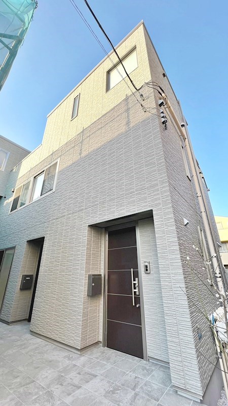 建物外観　積水ハウスのシャーメゾン
