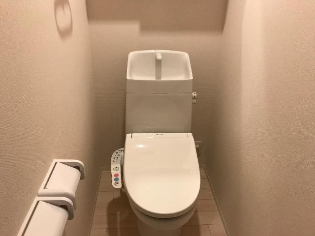 トイレ　シャワー付トイレ