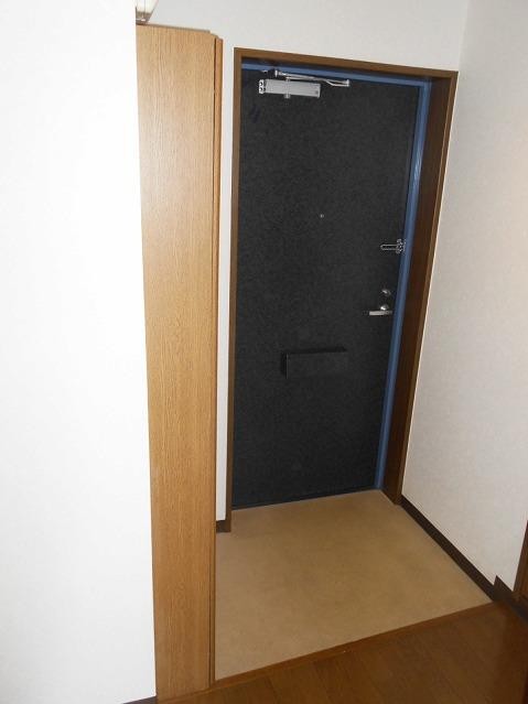 玄関　ゆとりのある玄関スペースです♪