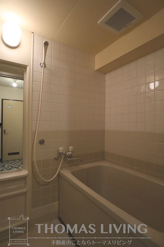 バス・シャワールーム　同じ物件の別のお部屋です。