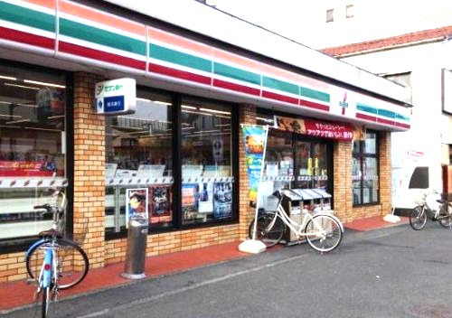 コンビニ　セブン‐イレブン 横浜山元町店（コンビニ）まで400m