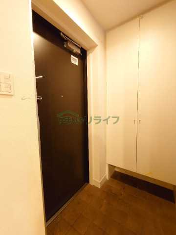 玄関　別部屋の参考写真です
