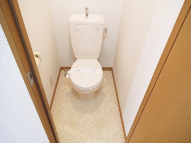 トイレ　広めのトイレです！