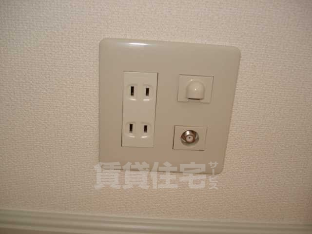 その他部屋・スペース　コンセント