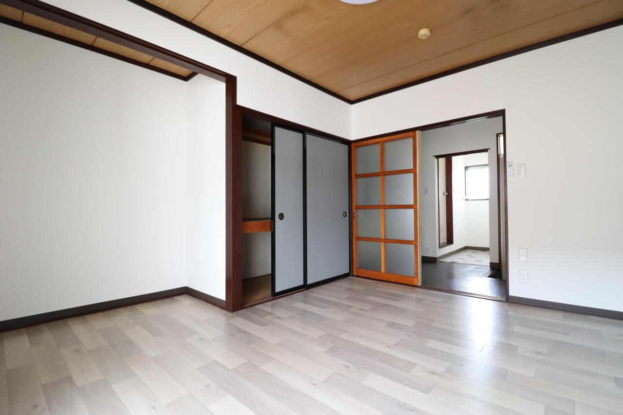 UTAGAWAハイツIの居間写真