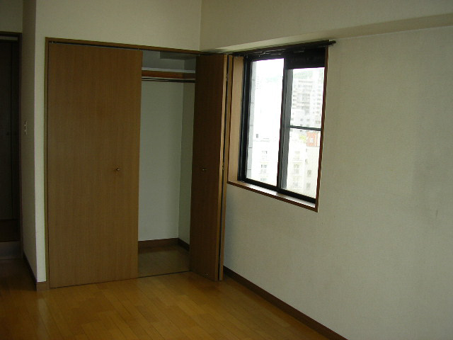 その他部屋・スペース　この写真は同マンションの他のお部屋のものです