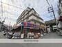 ドラックストア　ダイコクドラッグ近鉄八尾駅前薬店（ドラッグストア）まで56m