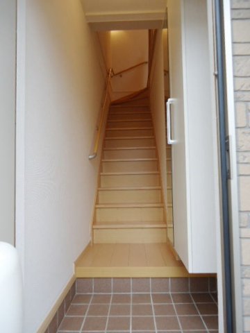 玄関　収納もある玄関です