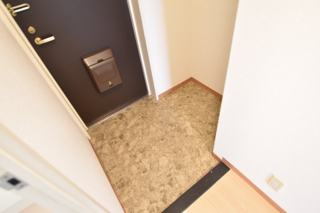 玄関　別号室の写真です。ご参考までに