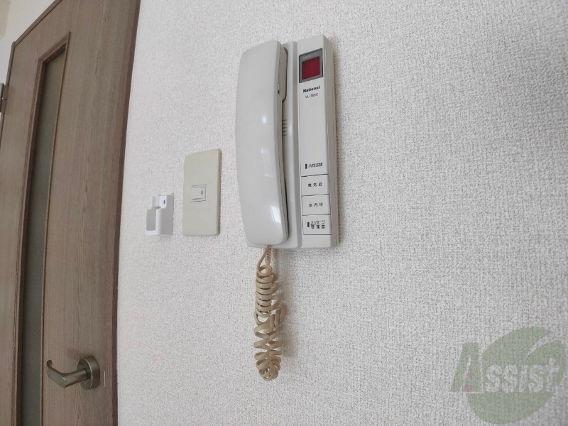 セキュリティ　インターホンで来客確認ができます。安心ですね。