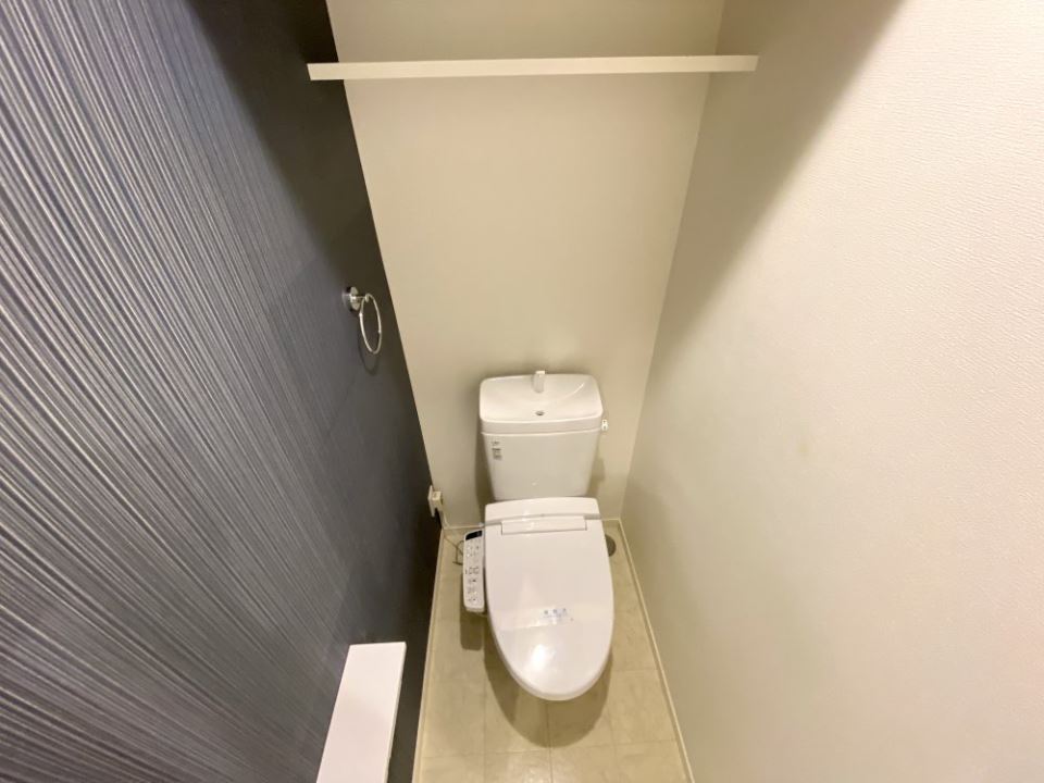 トイレ　ウォークインクローゼットです