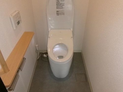 トイレ　清潔感のあるトイレです