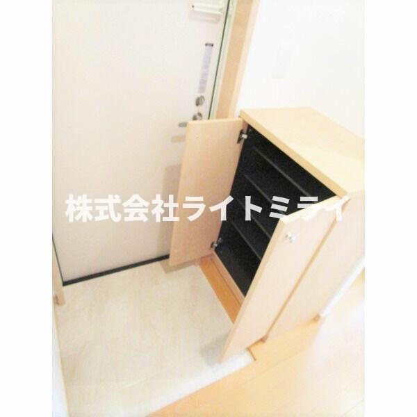 玄関　?