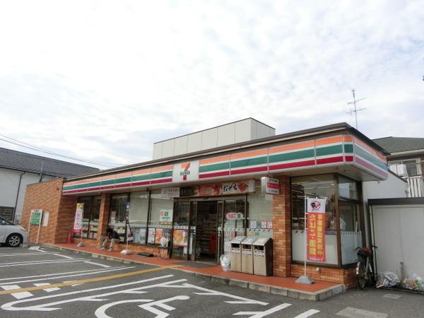 コンビニ　セブンイレブン堺向陵中町5丁店（コンビニ）まで579m