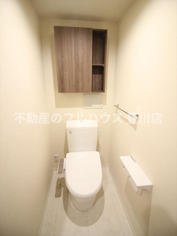 トイレ　写真は同建築会社の新築別物件（イメージ）