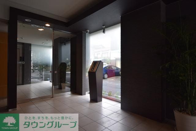 エントランス　オートロック完備