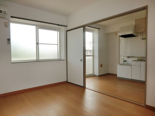 その他部屋・スペース　フローリングのお部屋です。