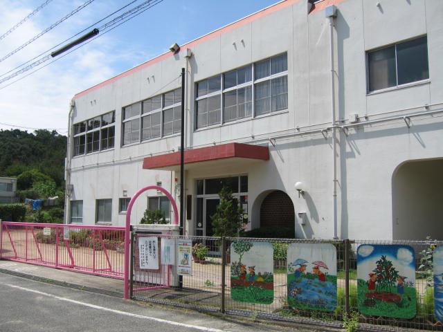 幼稚園・保育園　中庄幼稚園（幼稚園・保育園）まで1003m